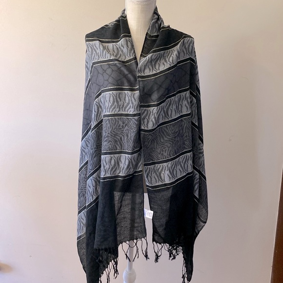 Vintage metallic gold thread black grey wrap shawl scarf with tassel striped - Picture 2 of 13